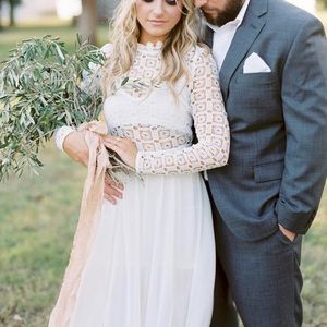 Misguided white lace dress size 2